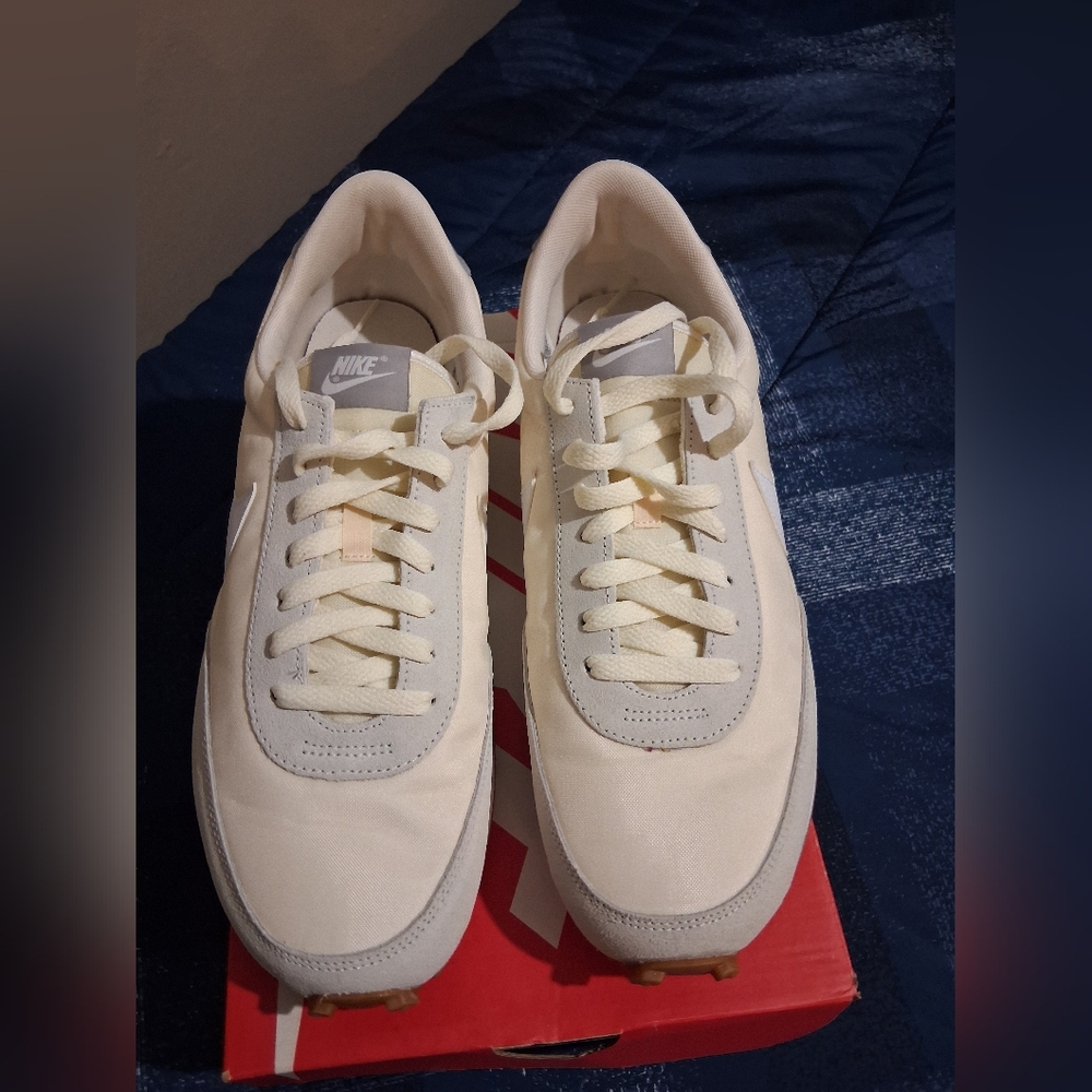 Nike Cream Sneakers